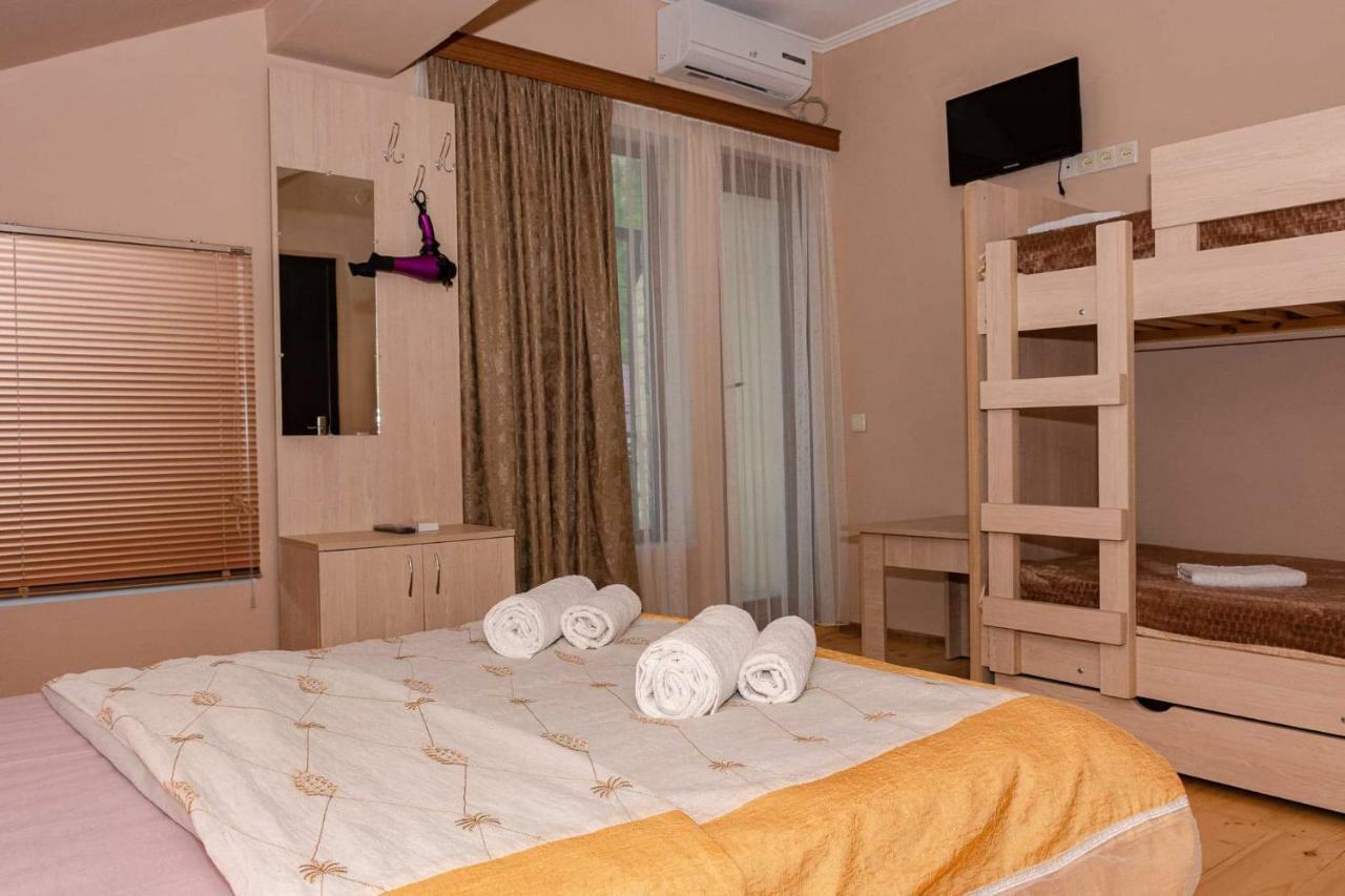 Shera Hotel Borzsomi Kültér fotó